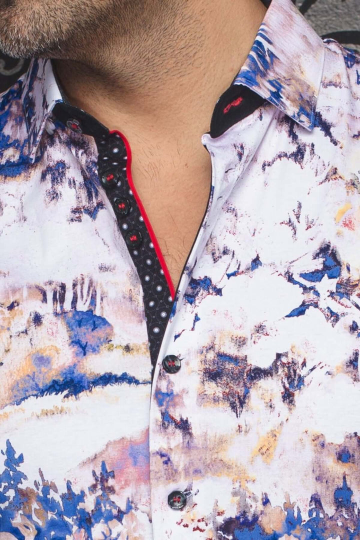 Chemise à manches courtes avec imprimé artistique floral et col contrastant, style audacieux et élégant.