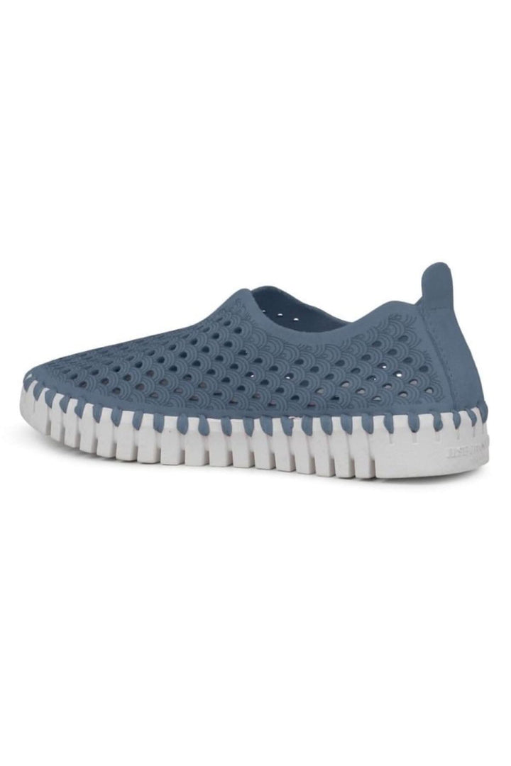 Mocassin Tulip139 en microfibre recyclée, bleu, avec semelle légère et design perforé pour un confort optimal.