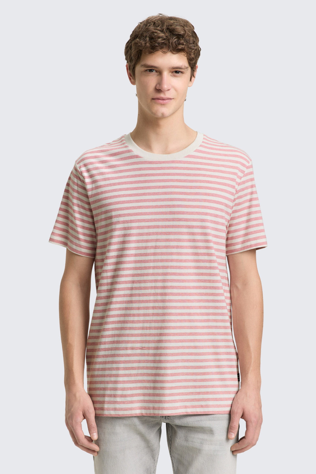T-shirt rayé minimaliste