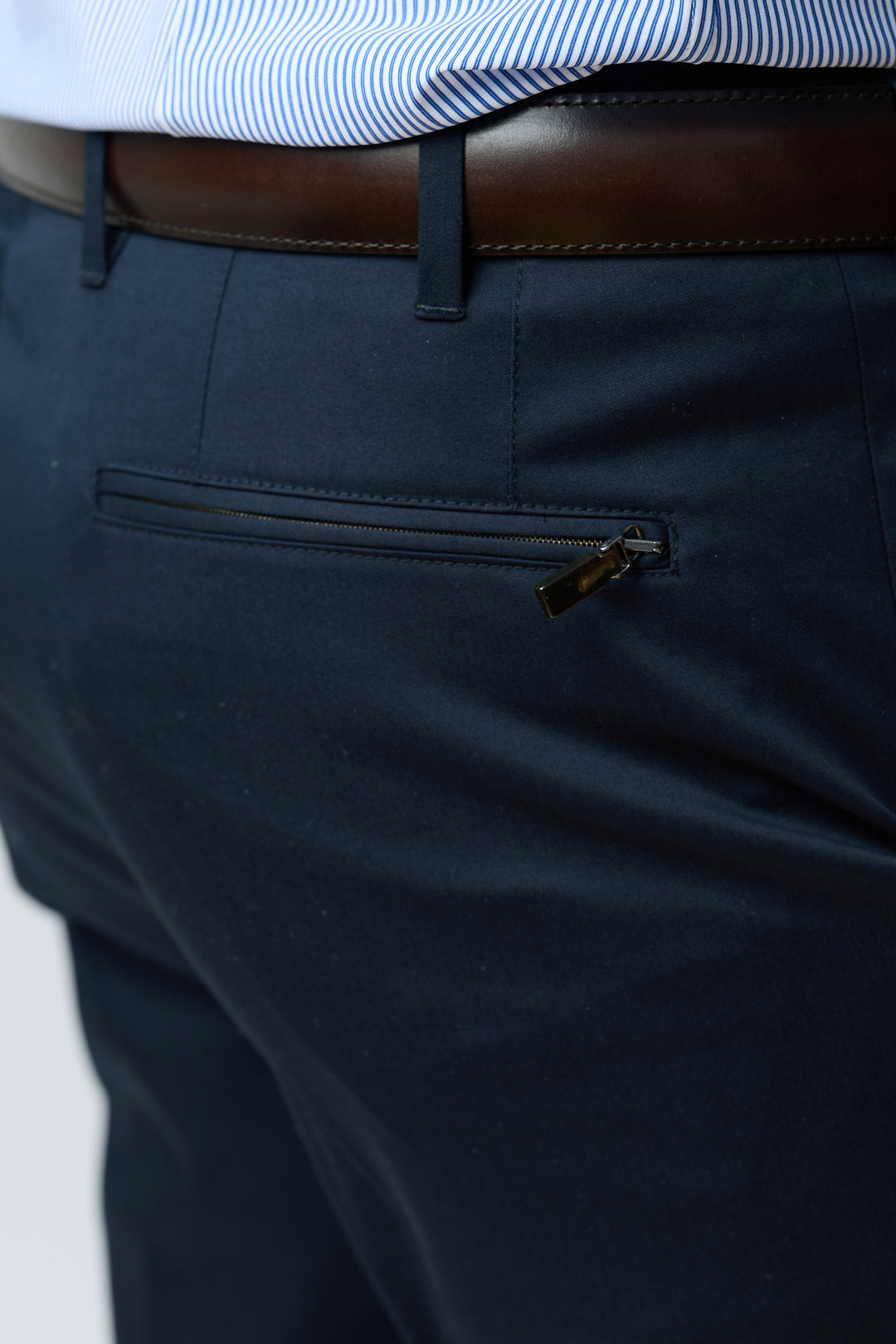 Pantalon habillé coupe ajustée