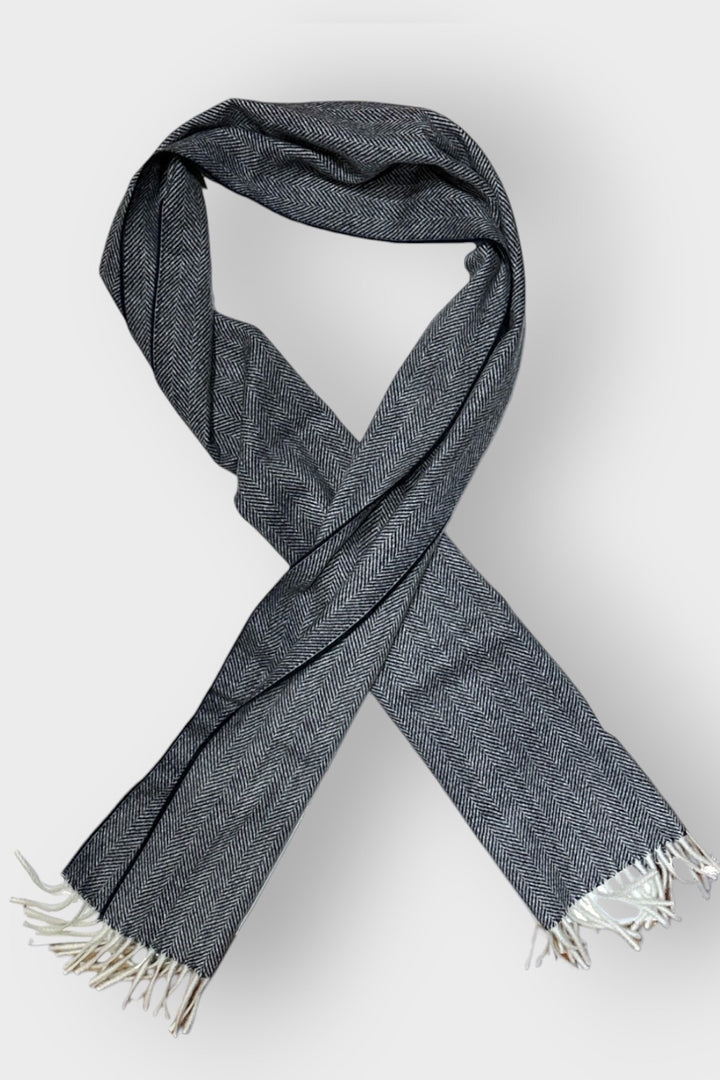 Herringbone cashmere scarf