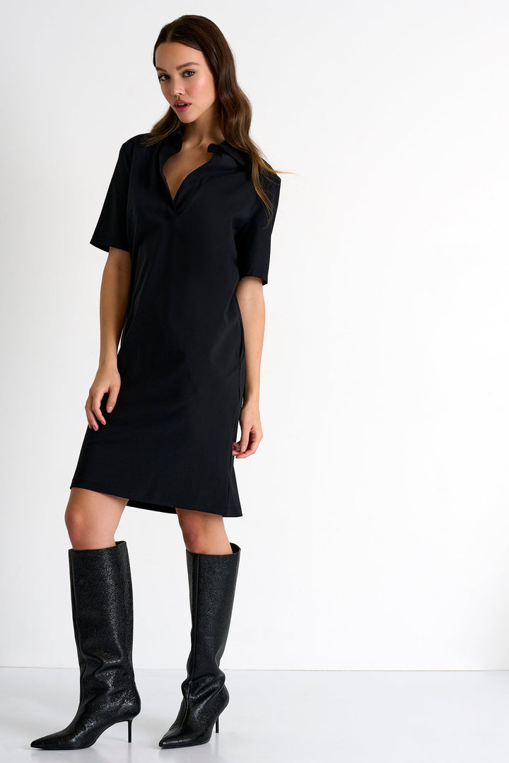 Short sleeve dress