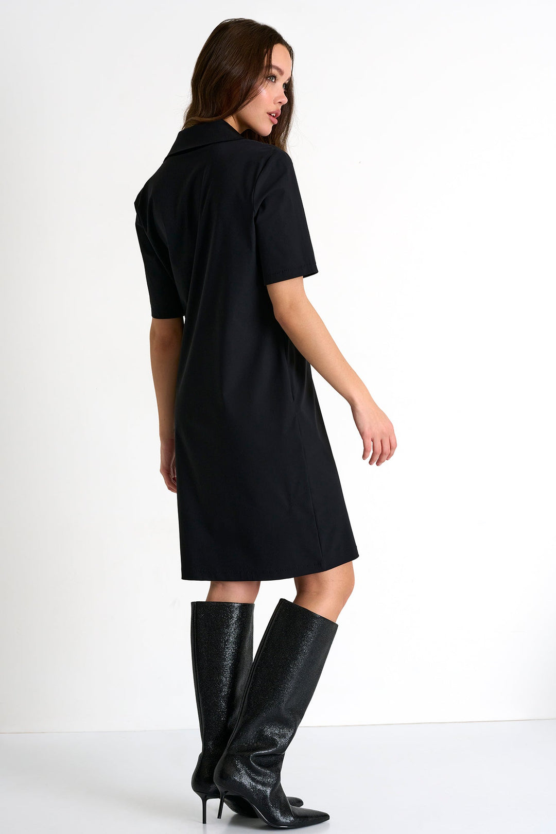 Short sleeve dress