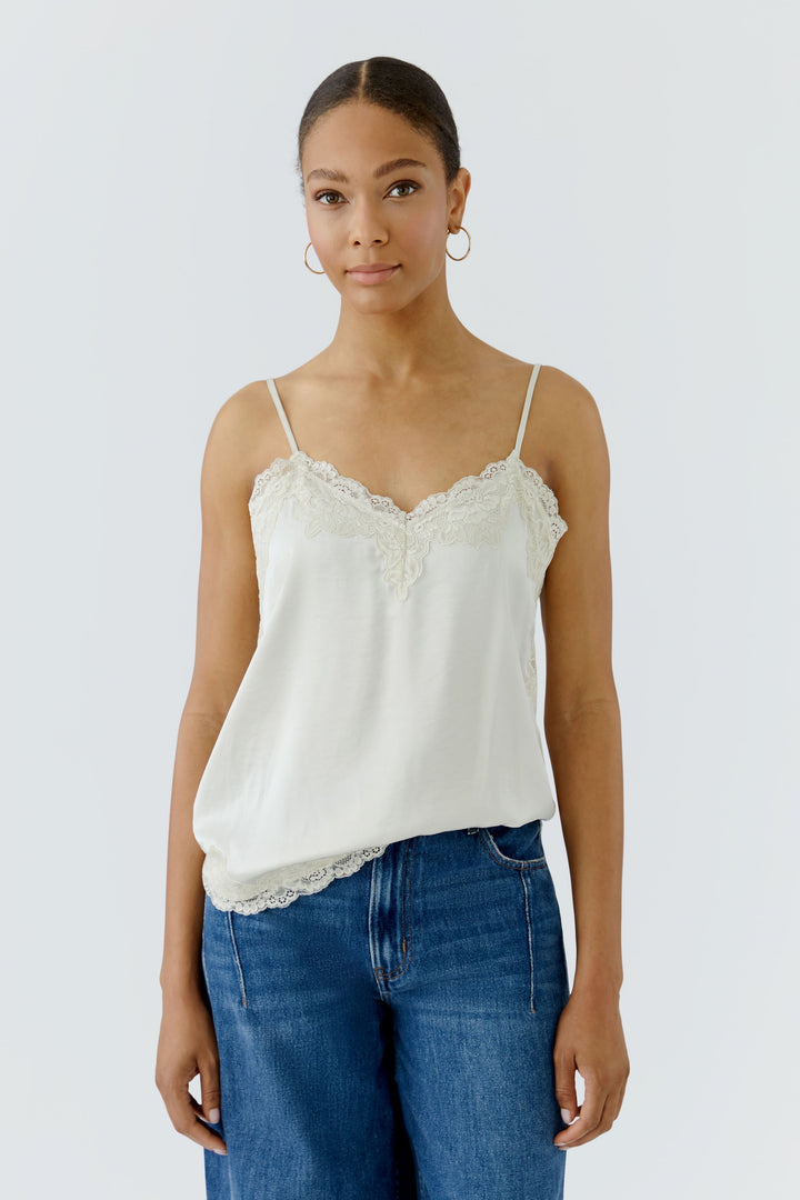 Camisole satinée à dentelle