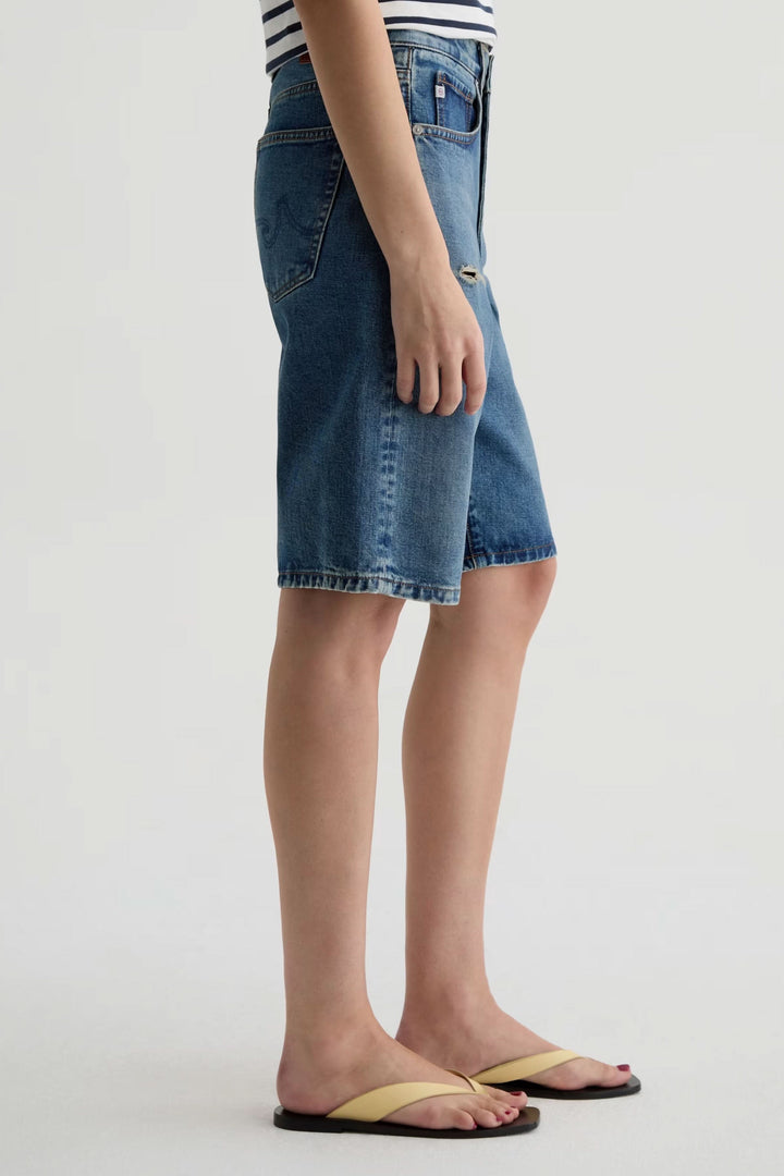 Thalia Denim Bermuda Shorts in Fit Casual Style