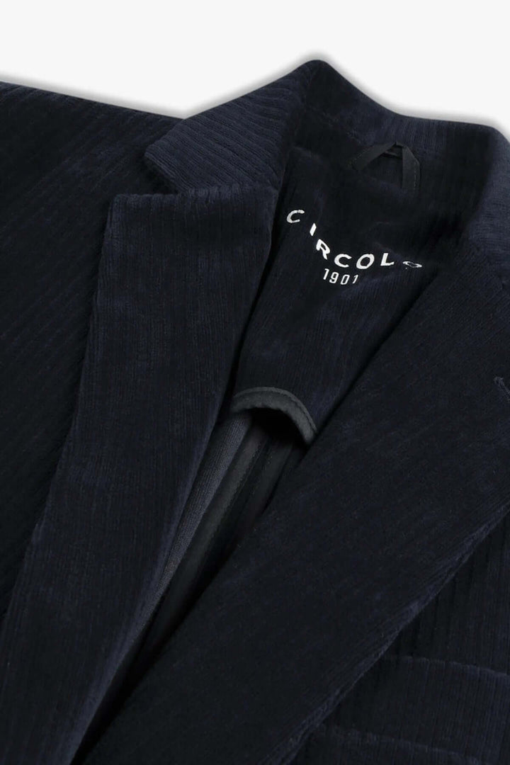 Blazer en velours côtelé bleu marine à deux boutons signé Circolo 1901, élégant et confortable pour l'automne et l'hiver.