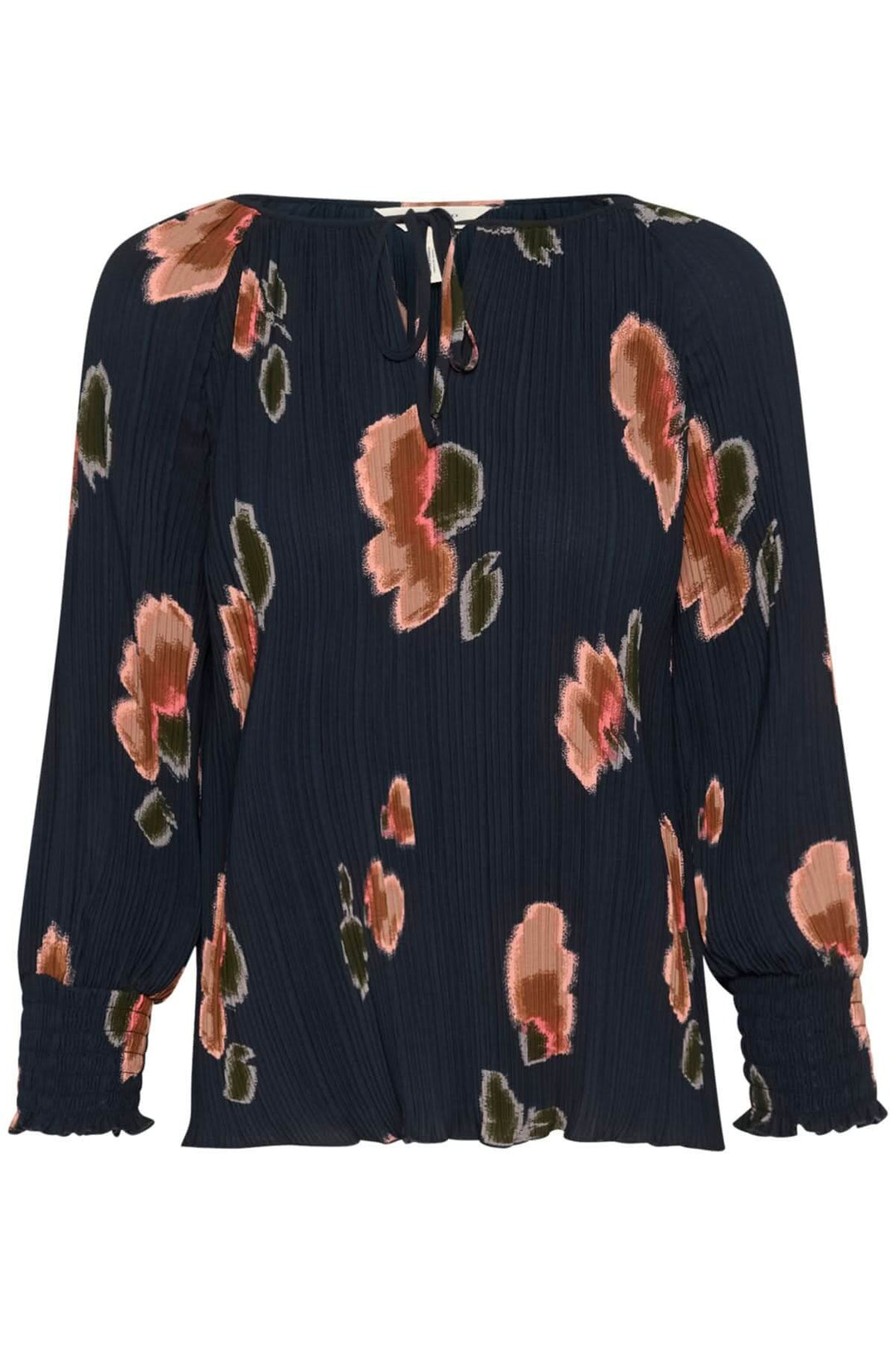 Blouse Priya élégante, imprimé floral sur tissu plissé, encolure à nouer, manches longues smockées.