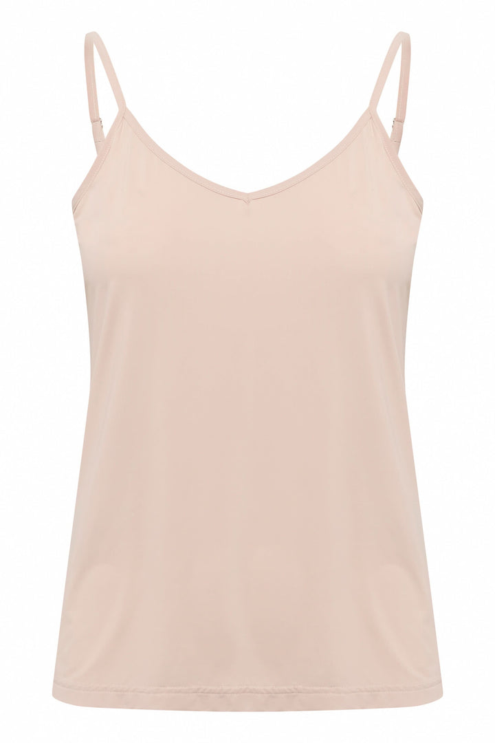 Camisole Lissandra à fines bretelles avec encolure en V, silhouette épurée et coupe ajustée, couleur beige nude.