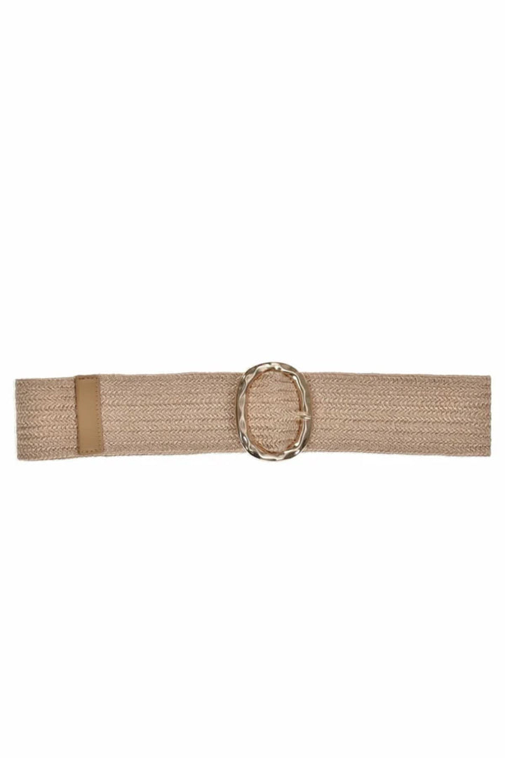 Ceinture large élastique beige avec boucle ovale dorée, idéale pour jupes, robes, jeans et pantalons.