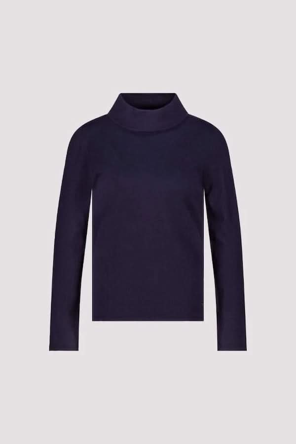 Chandail à col montant ajusté en tricot doux et extensible, silhouette élégant pour style professionnel ou décontracté.