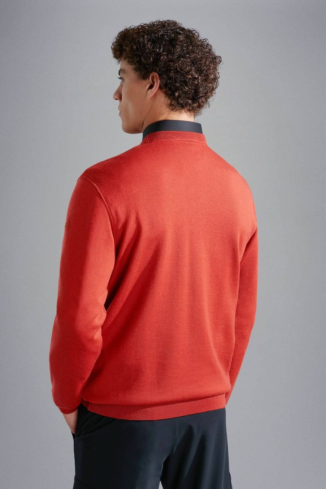 Chandail de laine orange vif Paul &amp; Shark, vue arrière, style élégant et décontracté pour journées fraîches.