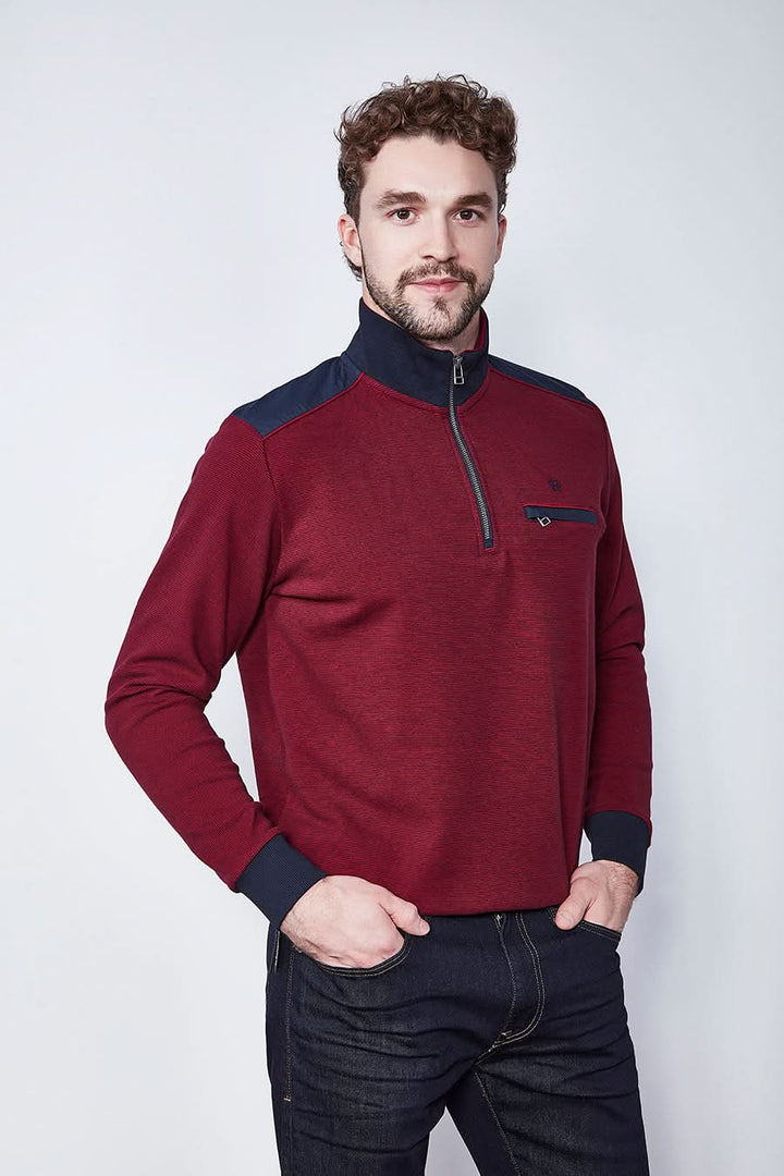Contrasting half-zip sweater