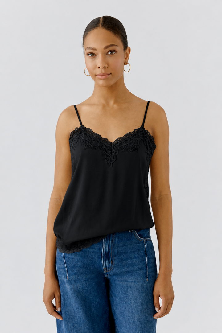 Camisole satinée à dentelle