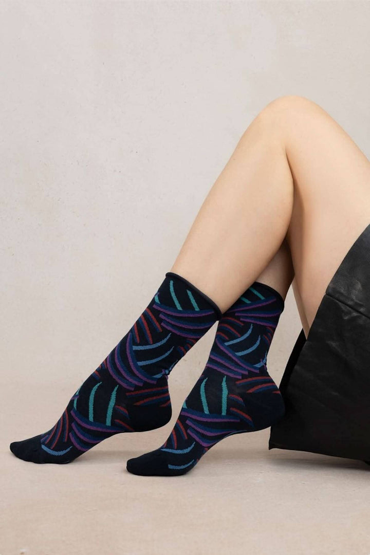 Chaussettes griffes colorées en coton, motif graphique et bord rouloté, pour un confort optimal pour femmes.