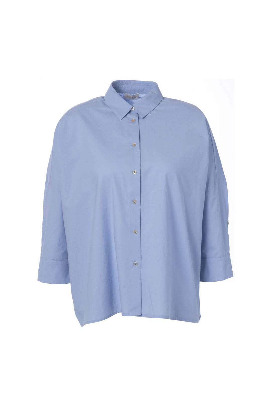 Chemise ample à manches trois-quarts en bleu avec col classique et boutonnière, style moderne et épuré pour une allure intemporelle et polyvalente.