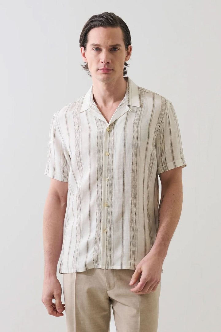 Dobby-striped linen shirt with a mandarin collar