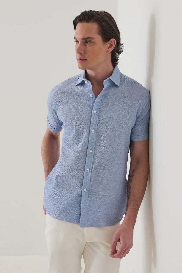 Chemise à manches courtes en seersucker extensible