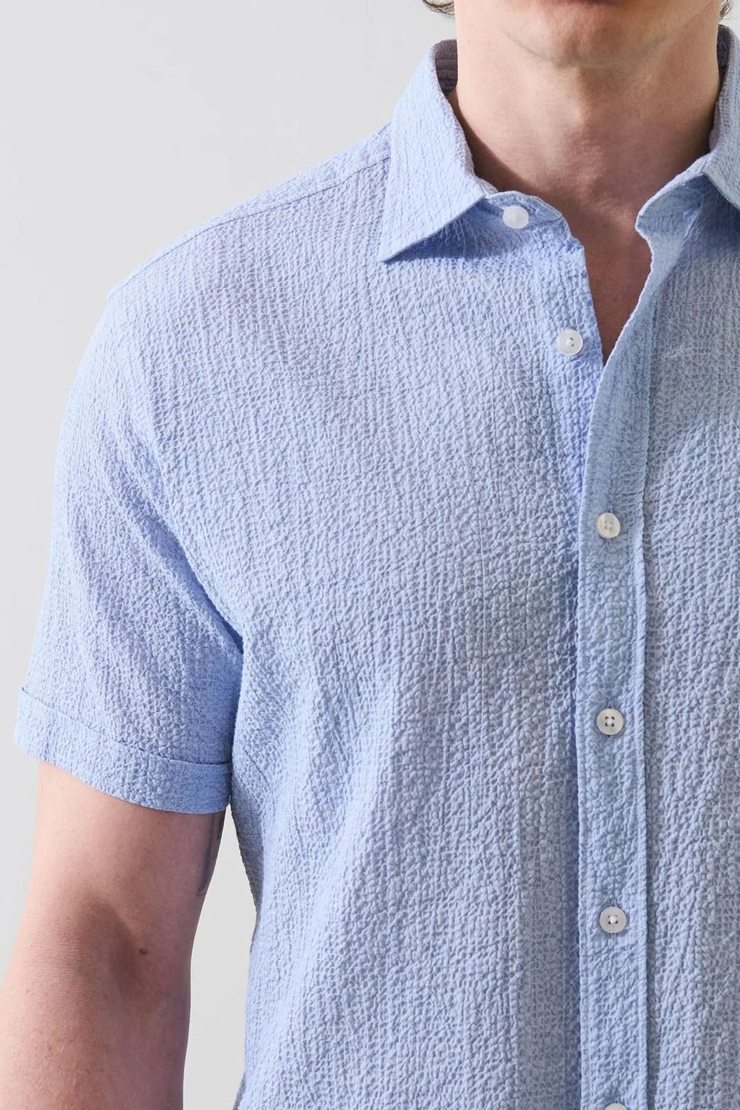 Chemise à manches courtes en seersucker extensible