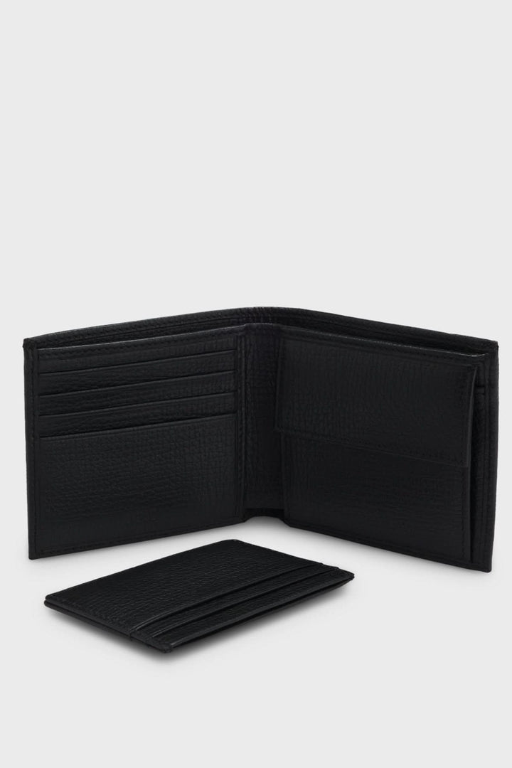 Coffret cadeau porte-cartes et portefeuille en cuir grainé noir, élégant et moderne, parfait pour cadeau distingué homme.