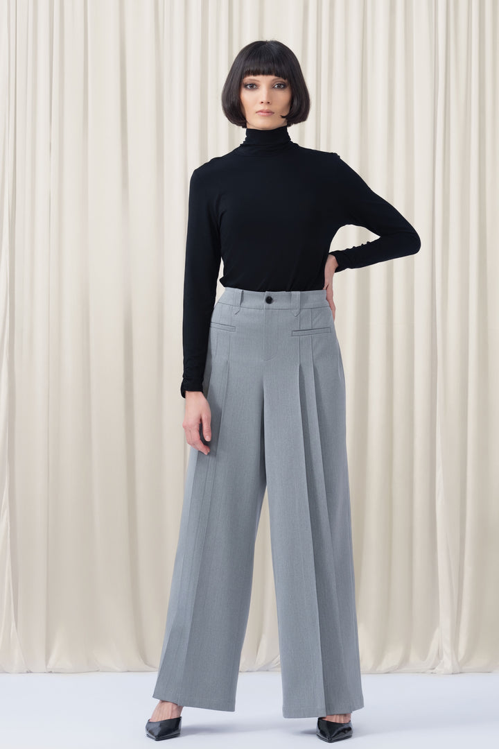 Adjusted turtleneck