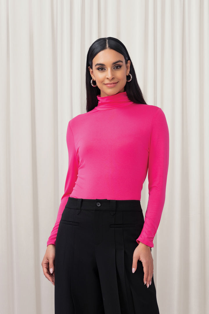 Adjusted turtleneck