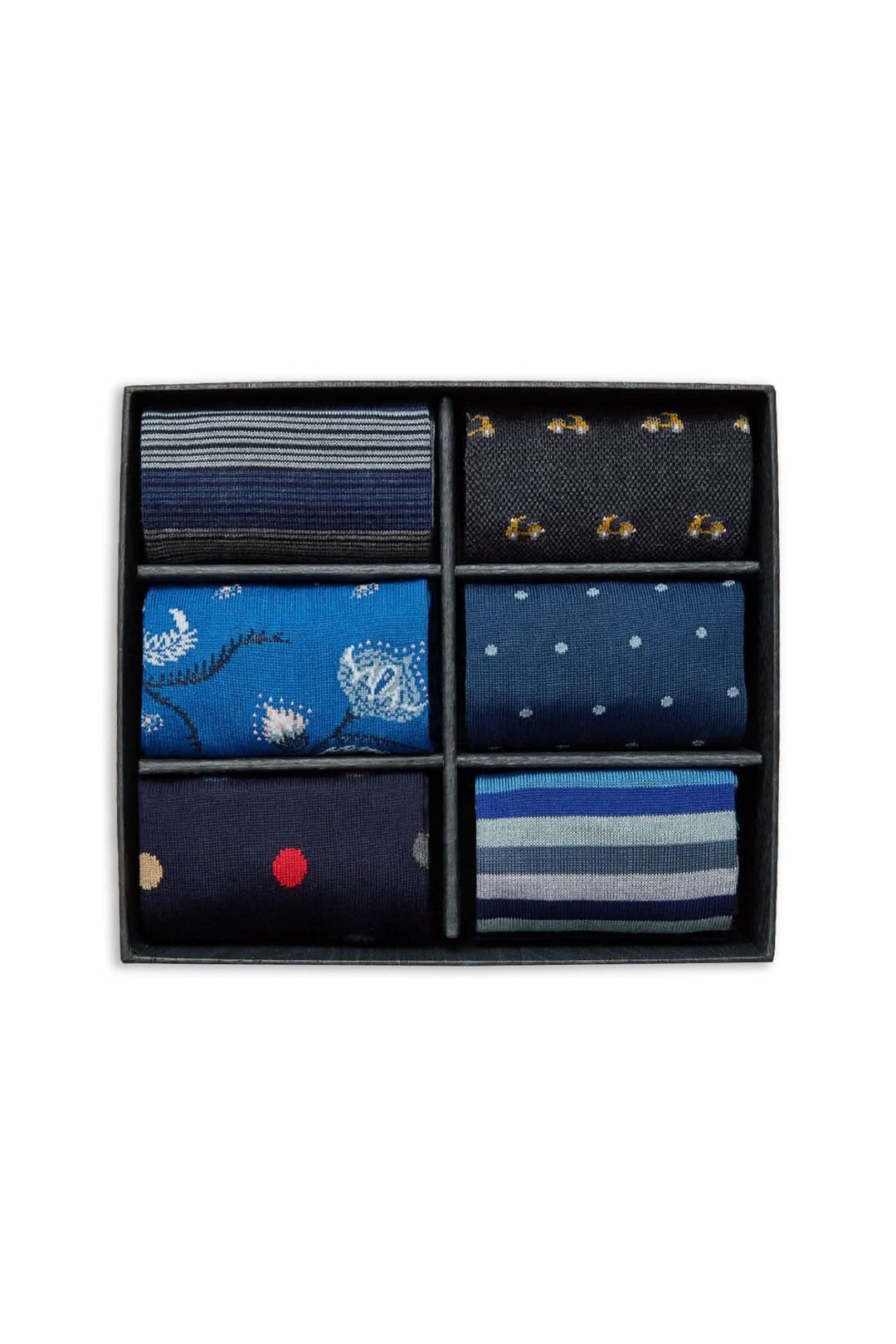 Coffret de 6 paires de bas variés avec motifs élégants, idéal pour tous les styles.