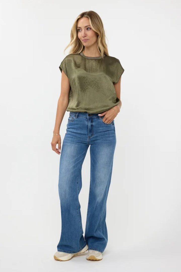 Flared leg jeans