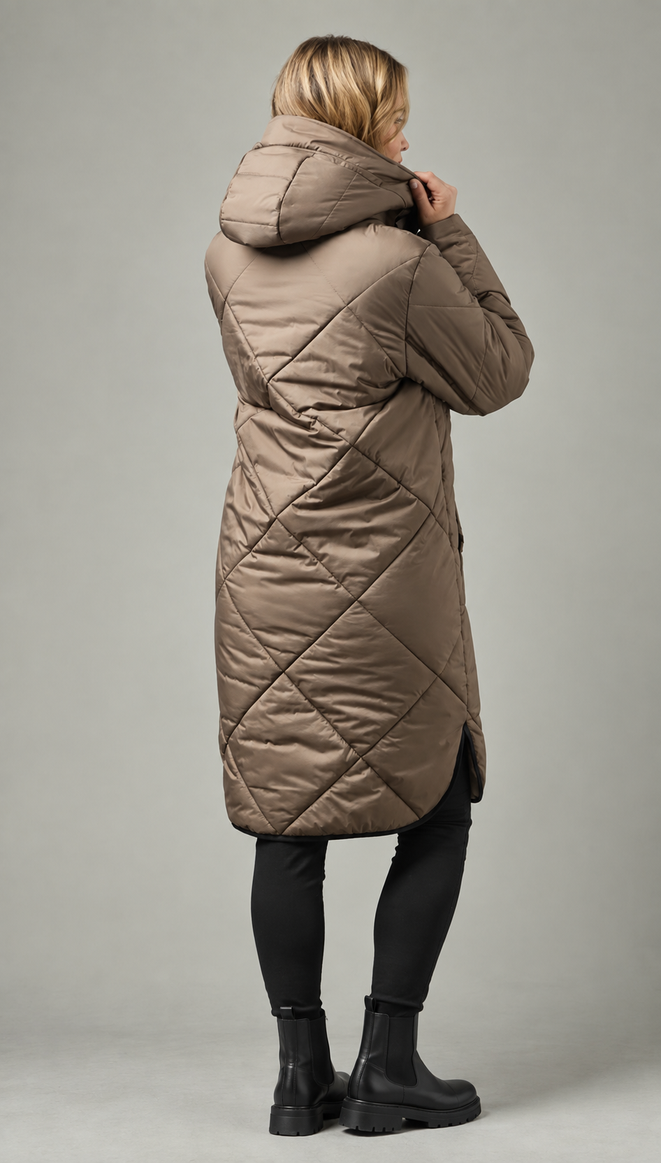 Manteau matelassé long à capuche