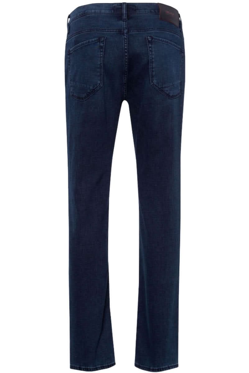 Jean Chuck en denim, coupe décontractée, cinq poches, vue arrière, couleur bleu foncé.