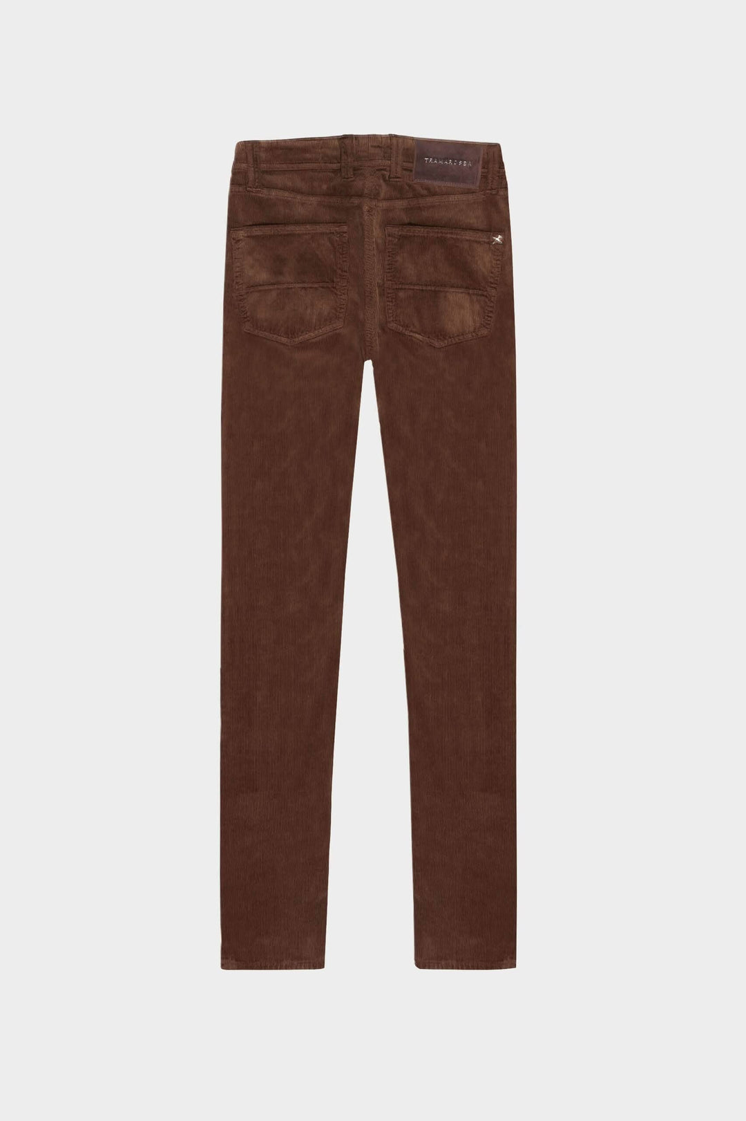 Jean italien en corduroy brun, coupe ajustée, avec poches arrière, style classique et élégant, parfait pour l&