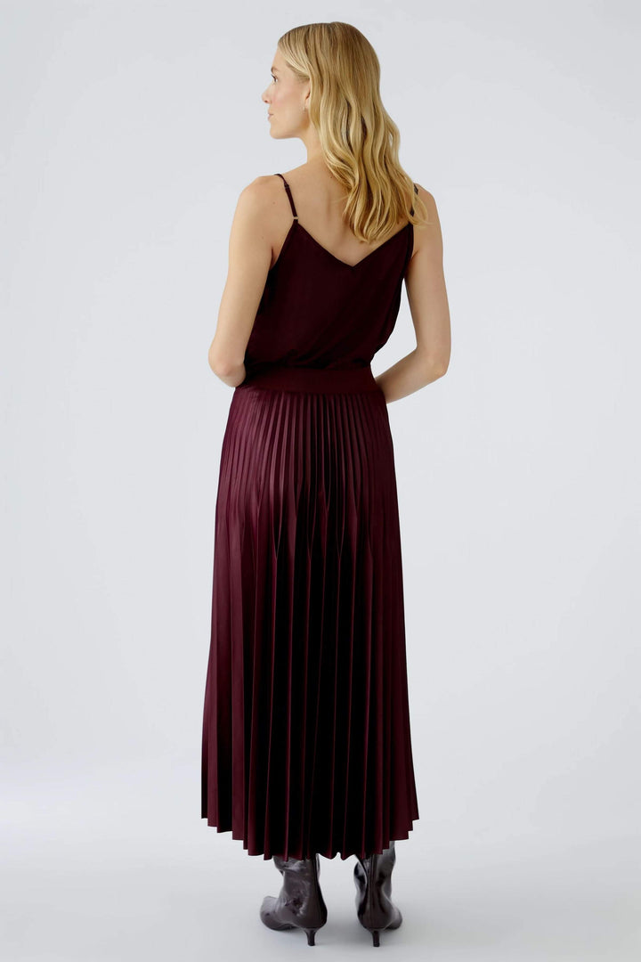 Long pleated skirt