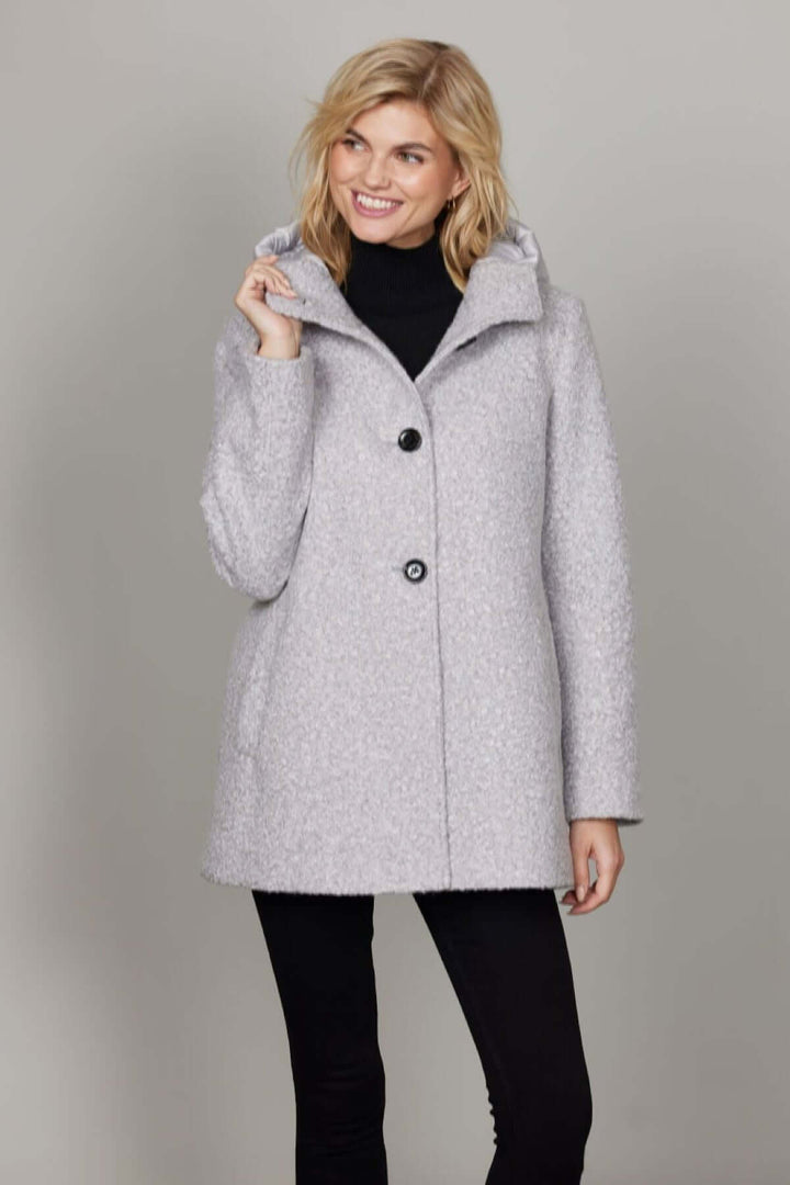 Short coat with hood