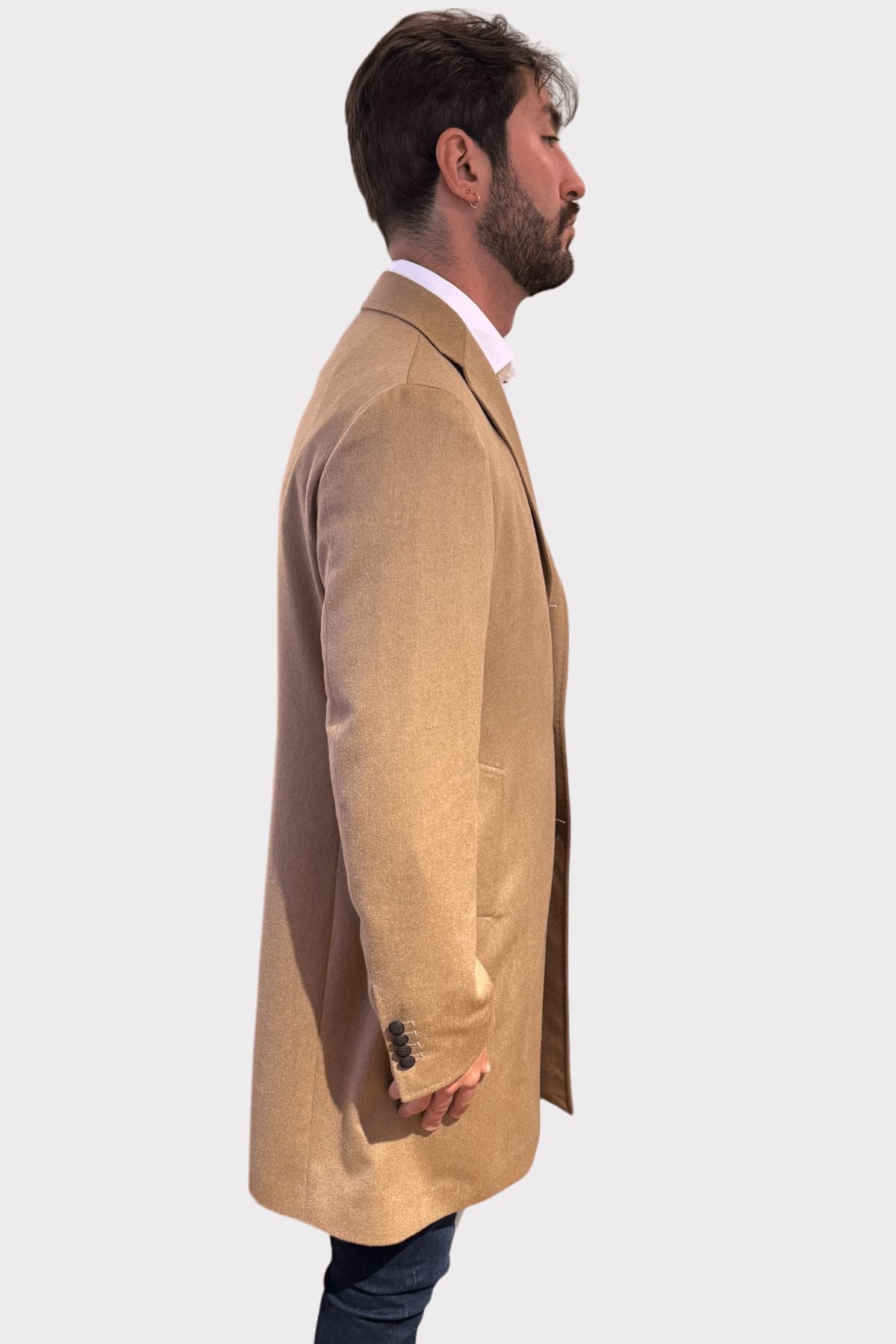 Manteau-en-poil-de-chameau-