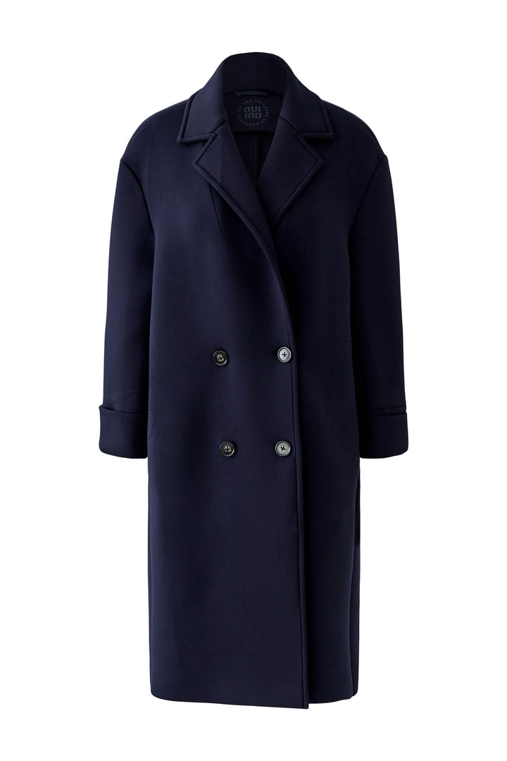 Manteau long à coupe droite avec col tailleur classique et fermeture boutonnée, pour une silhouette élégante et structurée.