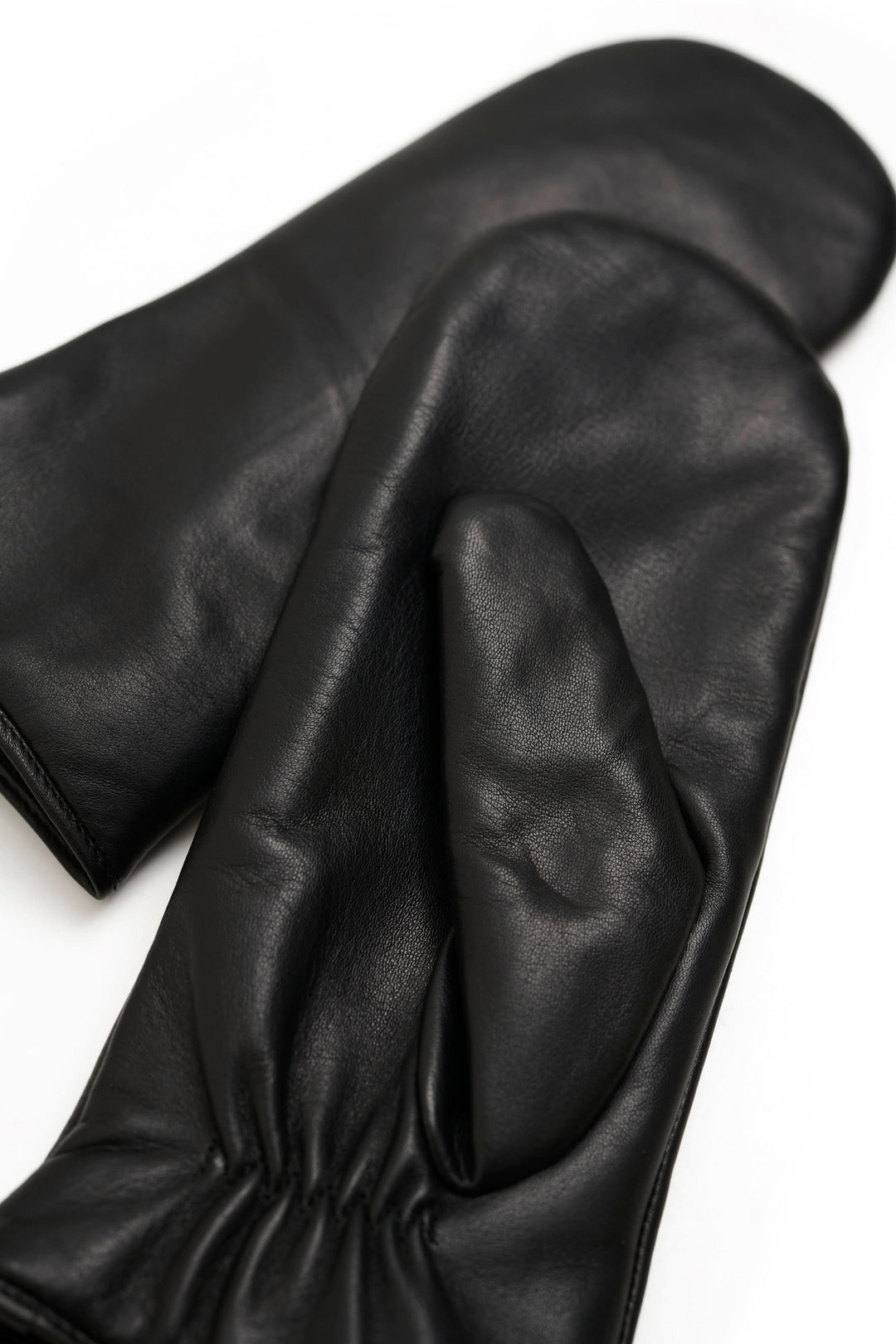 Mitaines en cuir véritable noires, élégantes et isolantes, parfaites pour l'hiver.