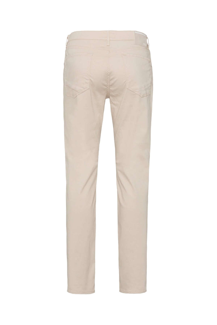 Pantalon Hi-Flex beige vue arrière, jean cinq poches avec coupe droite moderne et effet usé.