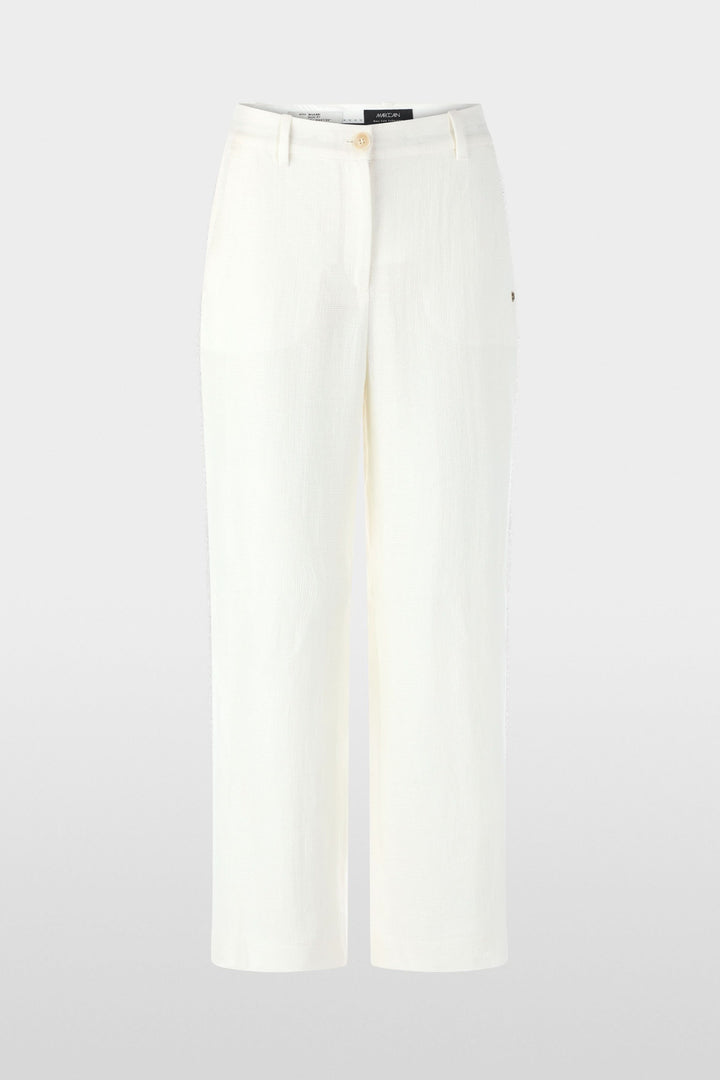 Pantalon WUKARI large texturé blanc avec coupe ample et poches latérales, style moderne et fluide. Taille régulière, tissu texturé.
