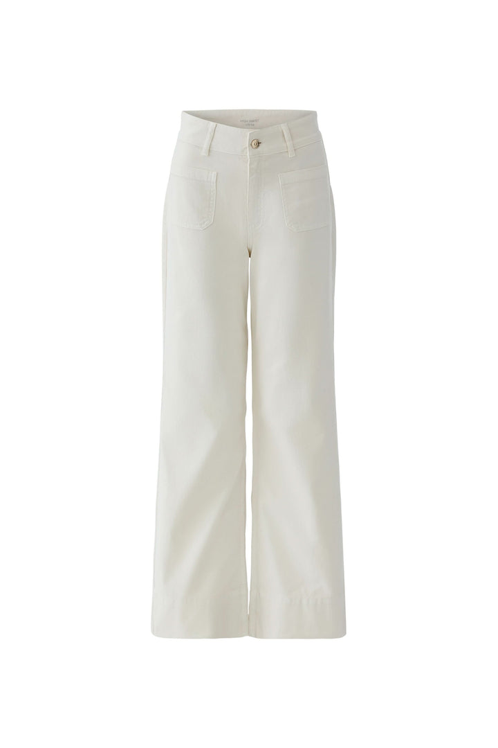 Pantalon droit à poches plaquées, silhouette élégante et moderne avec poches avant, idéal pour le quotidien ou le bureau.