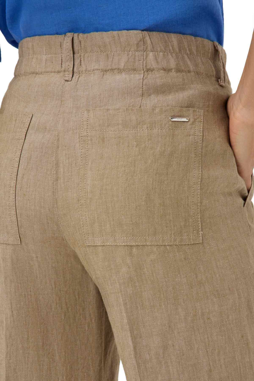 Vue arrière du Pantalon en lin MAINE S, jambe large, taille mi-haute, fibres naturelles, couleur beige, pour un style décontracté.
