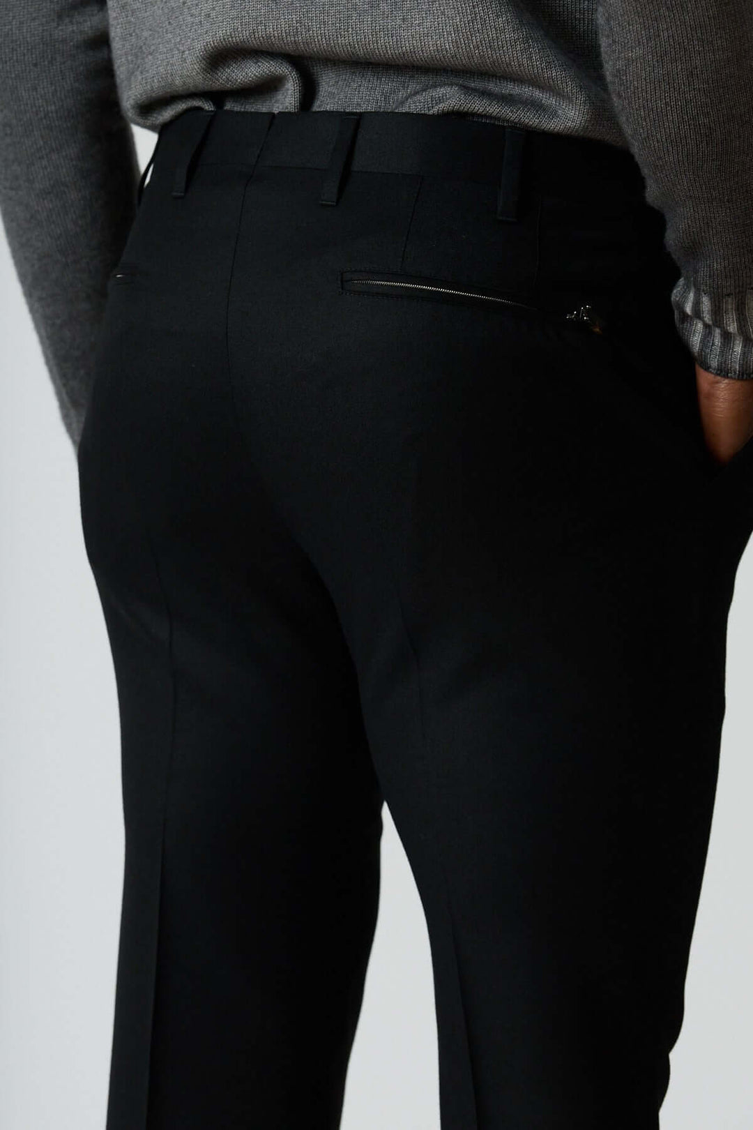 Pantalon habillé en laine vierge