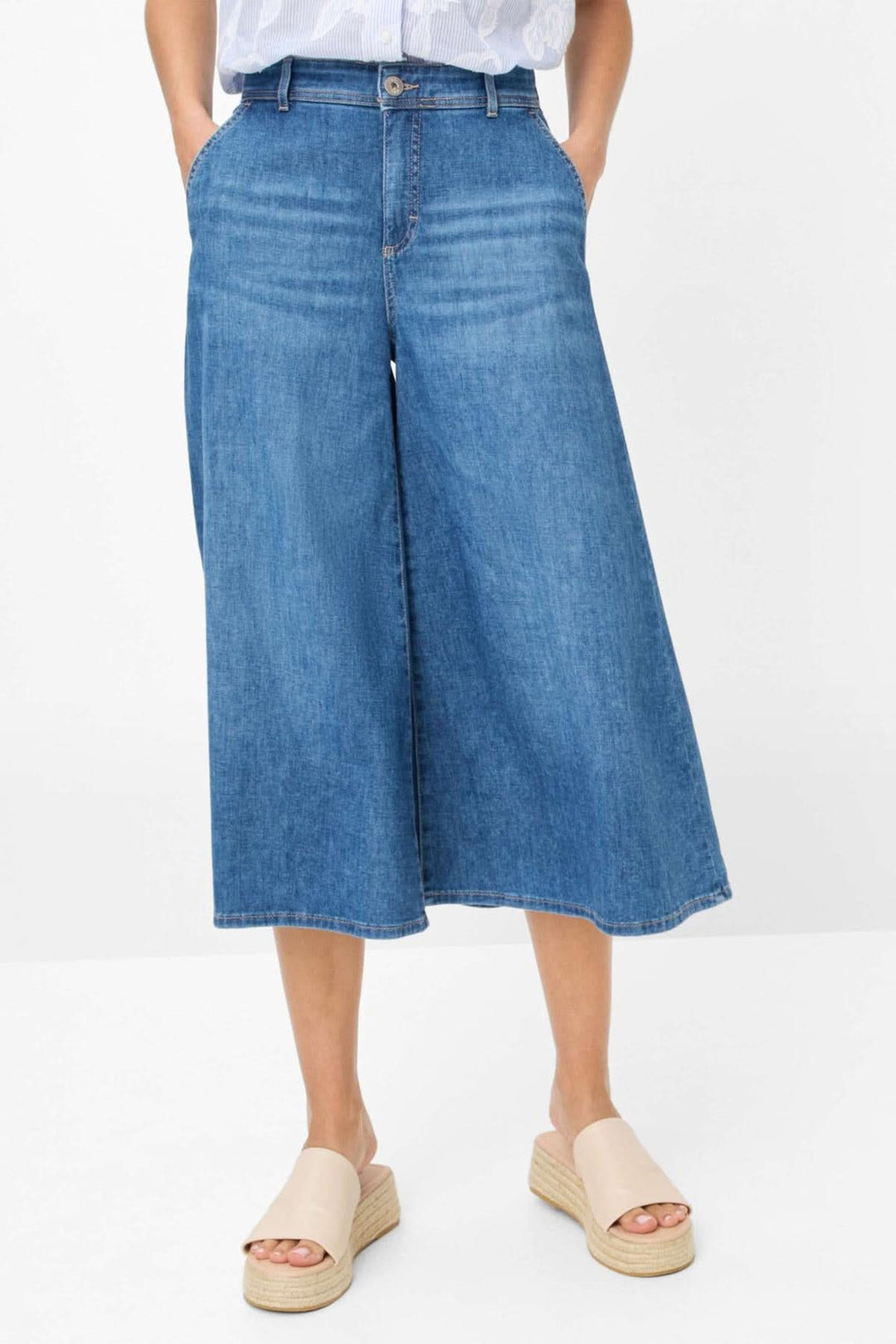 Pantalon palazzo Melli S en denim, taille haute, avec poches arrières, style décontracté et moderne.