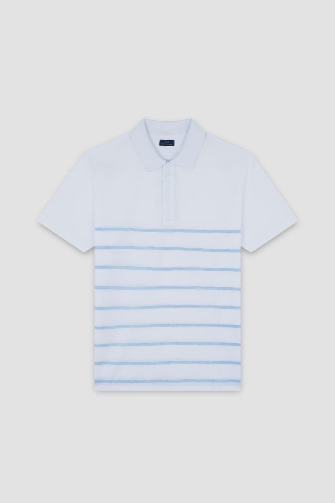 Polo en coton piqué à rayures dégradées de couleur blanche et bleu, idéal pour un look décontracté et élégant.