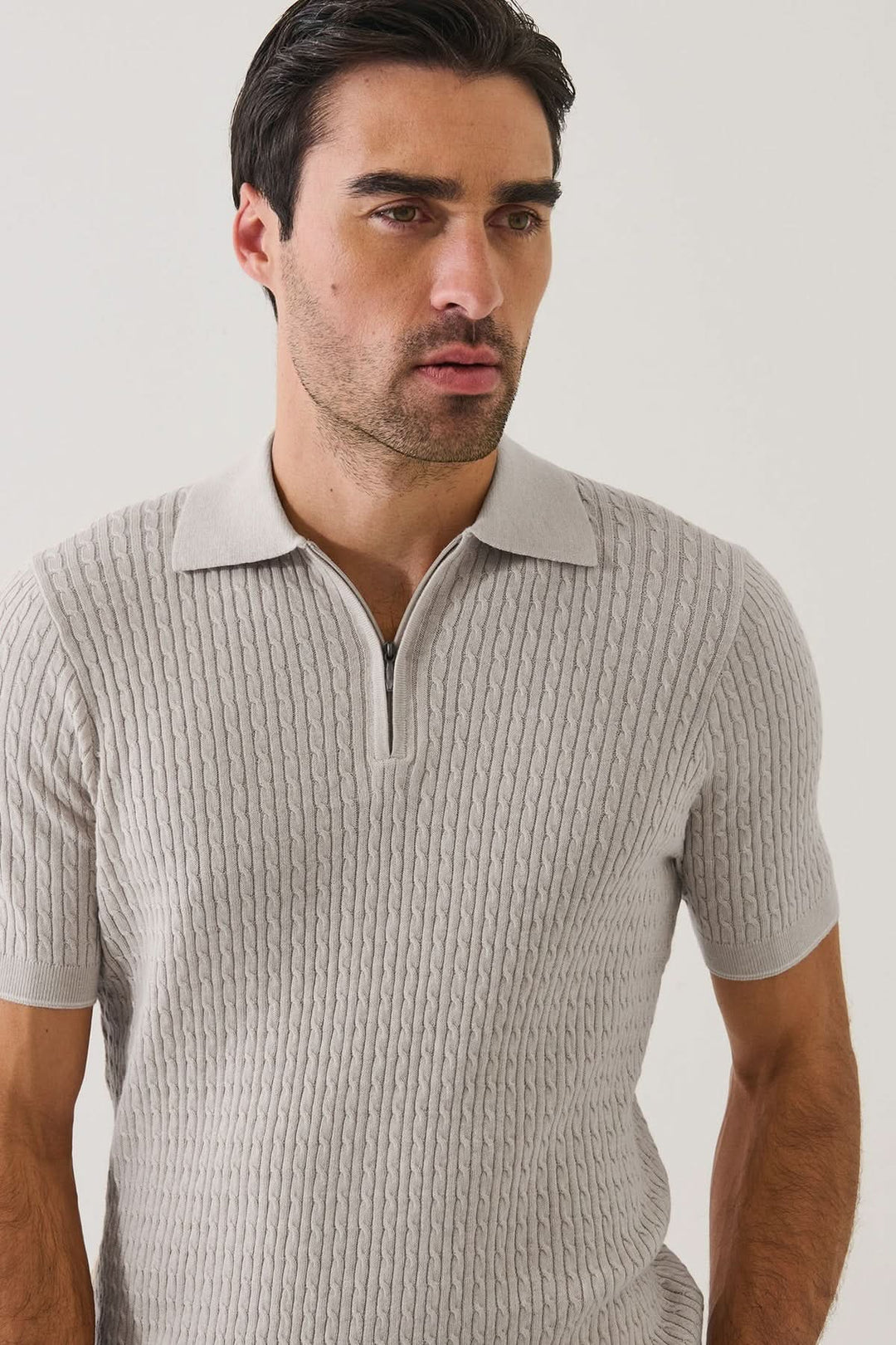Zip-up knit polo shirt