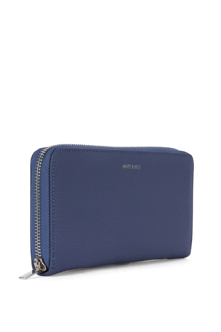 Porte-feuilles zippé en cuir bleu, élégant et fonctionnel, avec finition grainée et fermeture éclair.