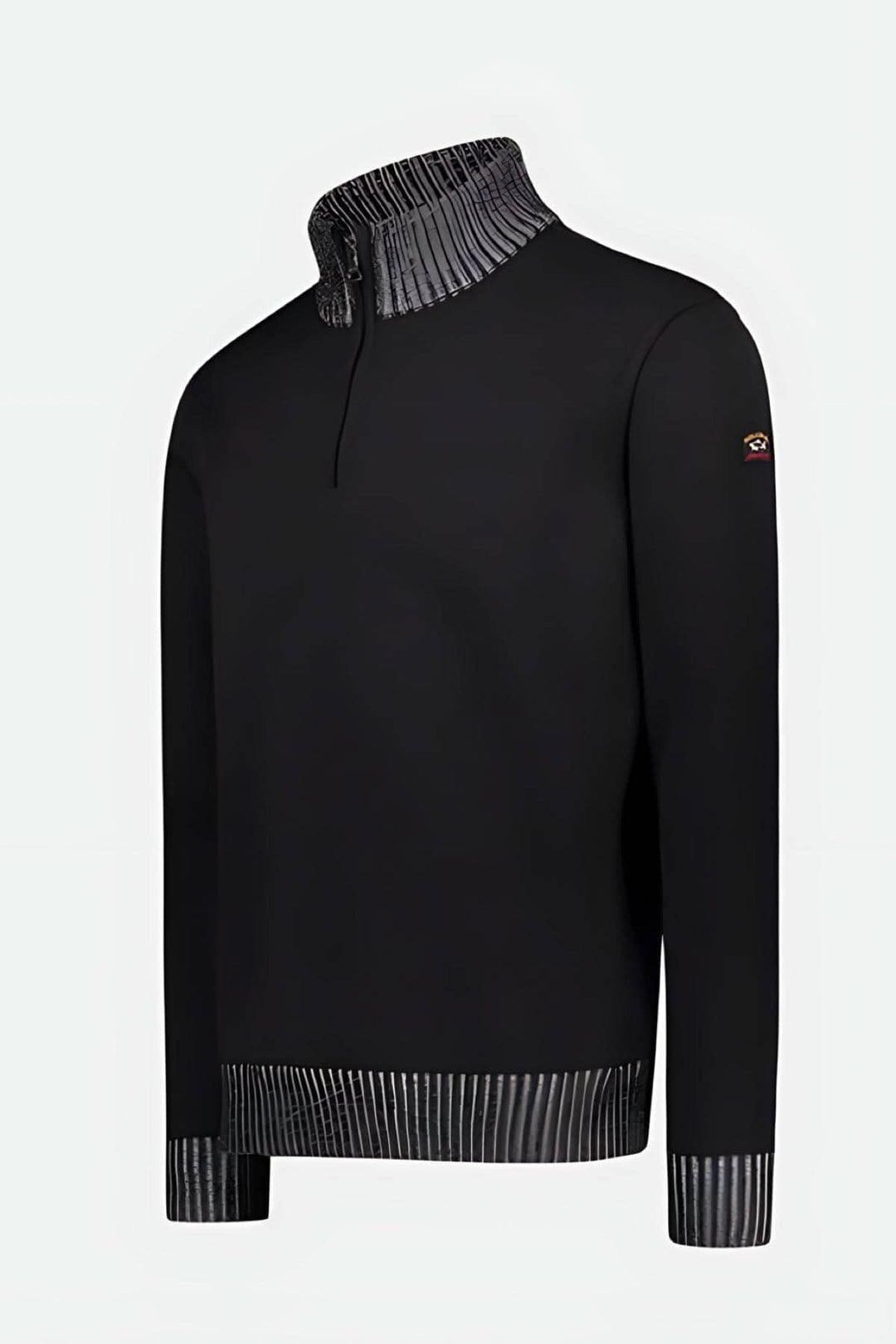 Pull en laine noir zippé avec col rayé, idéal pour un look élégant et décontracté.