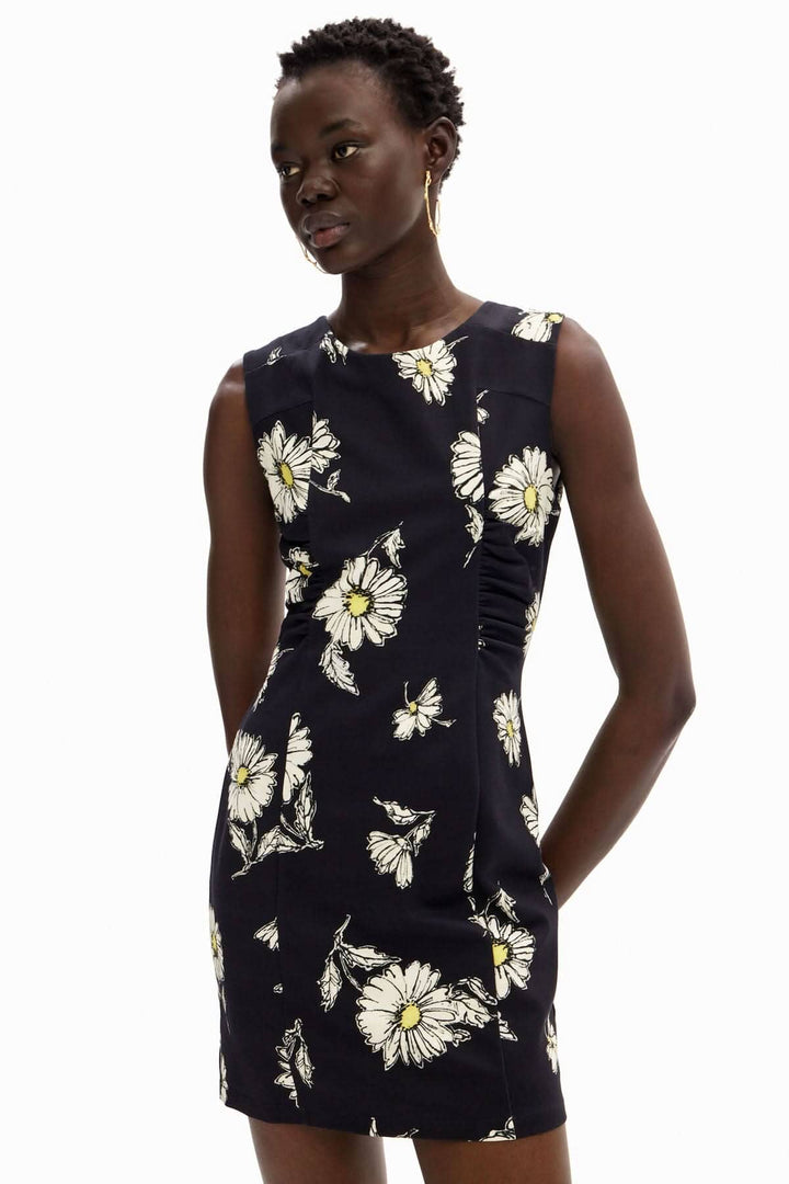 Robe courte sans manches à fleurs, avec coutures froncées, parfaite pour l&