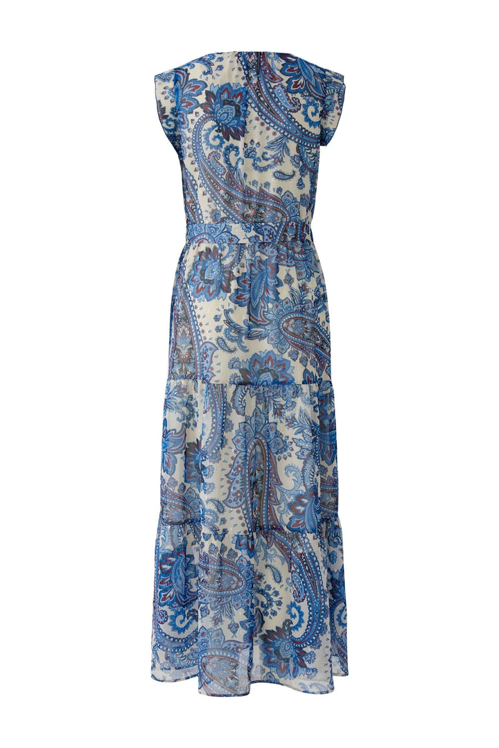 Robe longue à imprimé paisley avec ceinture, encolure en V et jupe à volants, idéale pour une allure féminine et élégante.