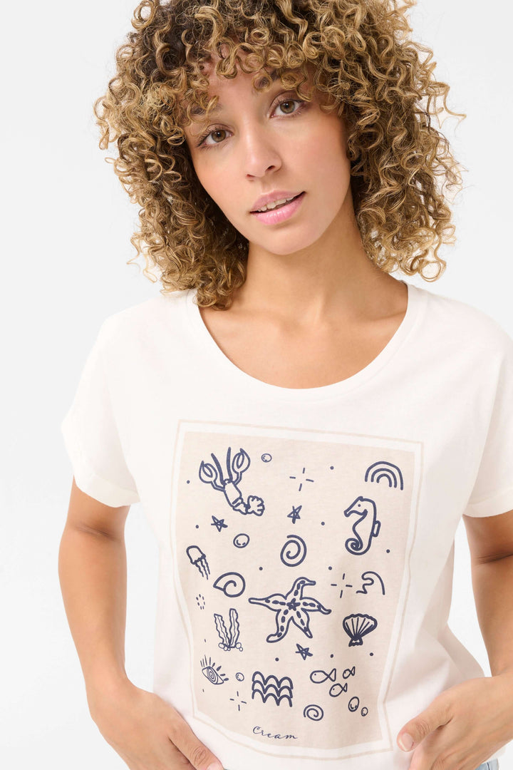 T-shirt Juka en coton avec imprimé graphique marin, coupe décontractée et col rond classique.