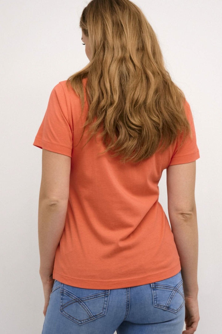T-shirt Naia en couleur orange, vue de dos, avec manches courtes et coupe régulière.