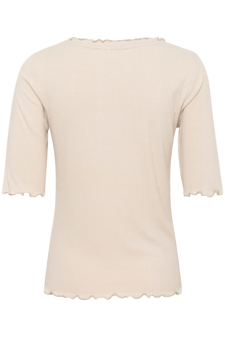 T-shirt Ribba beige en jersey côtelé, vue arrière, avec encolure et ourlet festonnés.